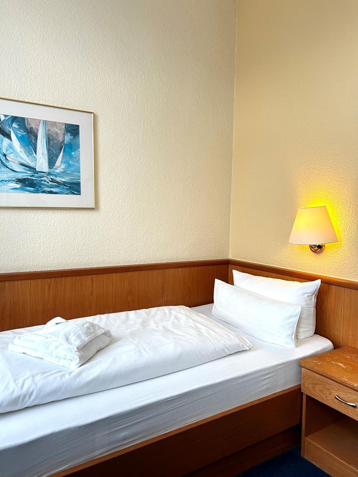 Sure Hotel By Best Western Wilhelmshaven City ヴィルヘルムスハーフェン エクステリア 写真