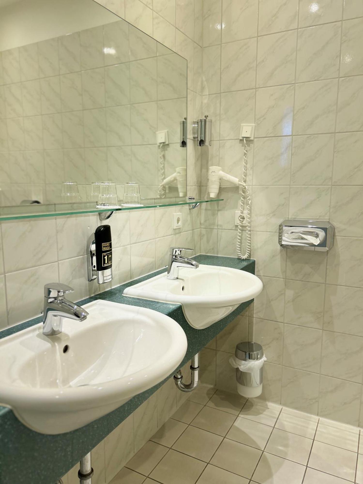Sure Hotel By Best Western Wilhelmshaven City ヴィルヘルムスハーフェン エクステリア 写真